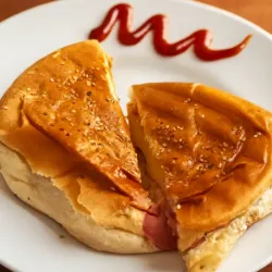 Sándwich de Jamón y Queso 