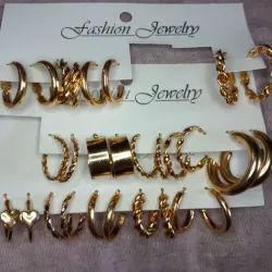 Aretes dorados