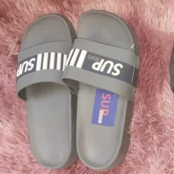 Chancletas Grises