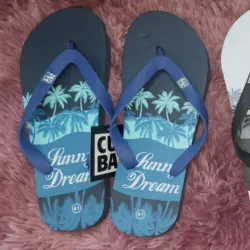 Chancletas mete dedos 