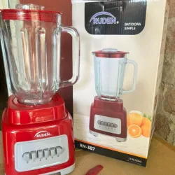 Batidora marca RUDEN