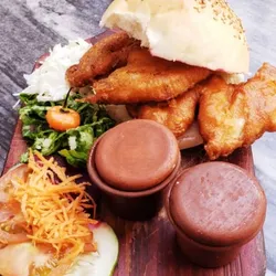 Minuta especial con jugo incluido