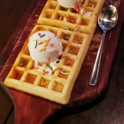 Wafles con helado 