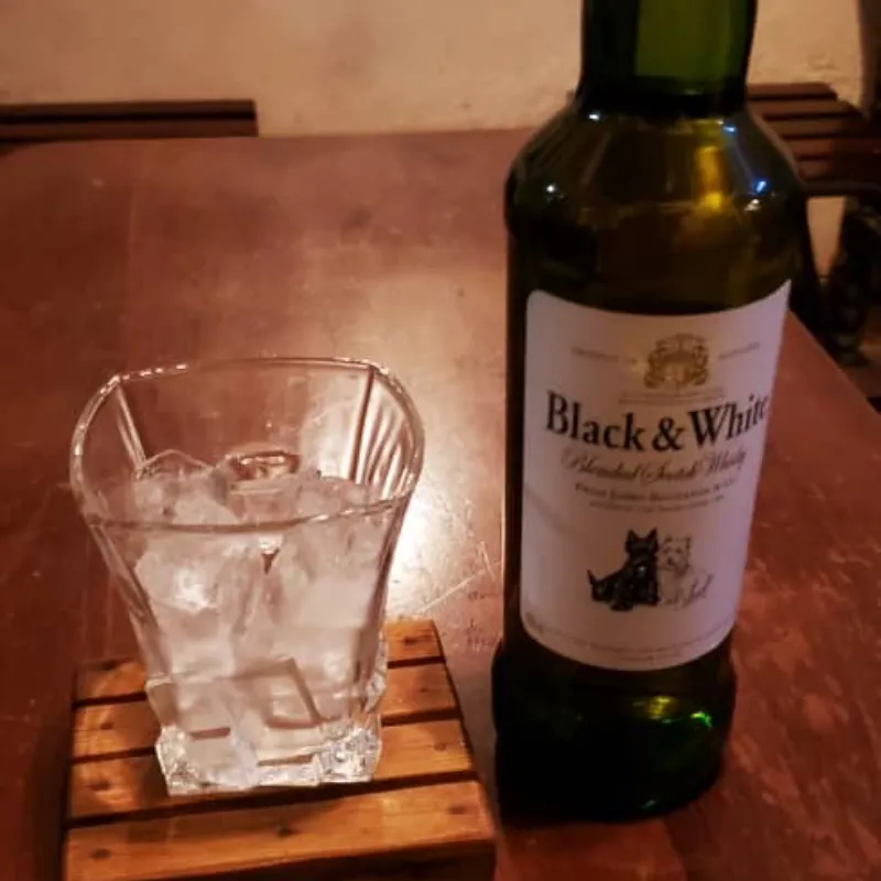 Whisky Black & White  