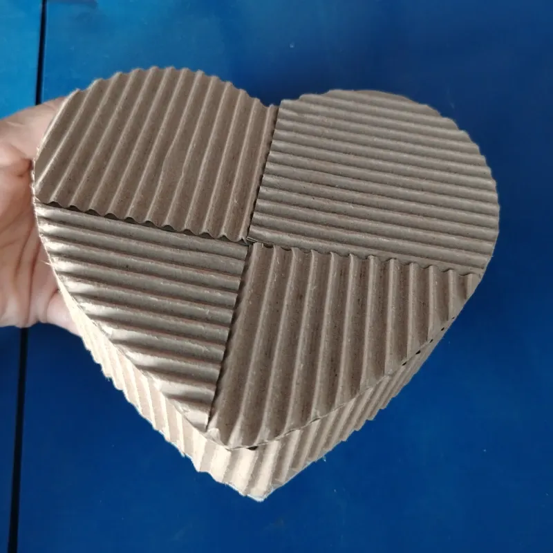 Caja Corazon Mediana (C-B/A1438) x1