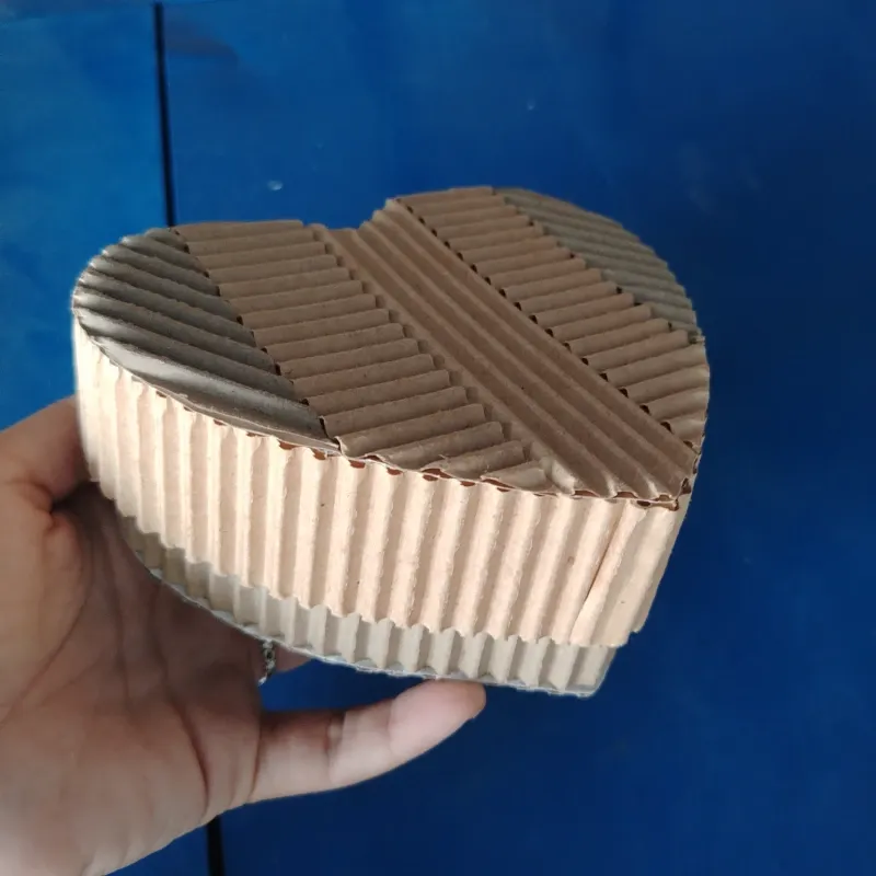 Caja Corazón Pequeña (C-B/A1439) x1