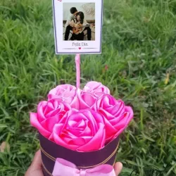Caja de 5 rosas eternas y foto 