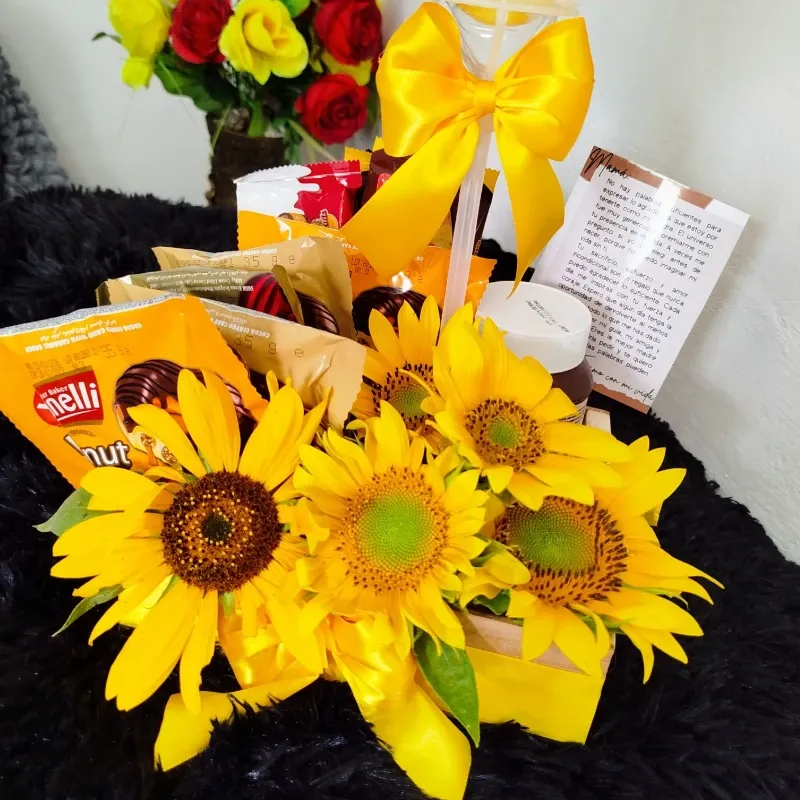 Cesta de girasoles naturales