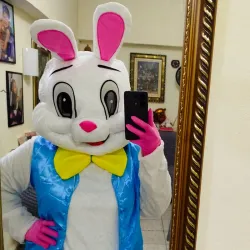 Entrega sorpresa con el conejit@ Abby o Bobby