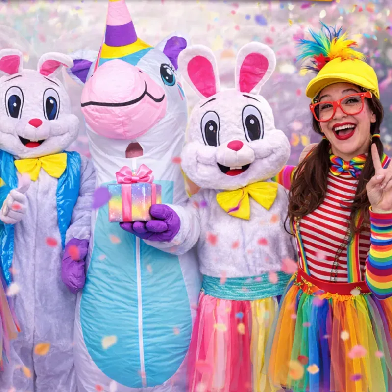 Entrega sorpresa con un personajes y Payasita Chole