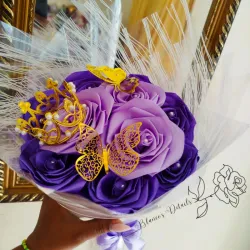 Ramo de 10 rosas eternas