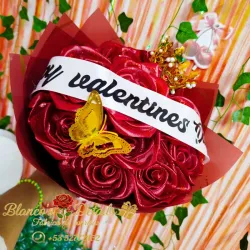 Ramo de 15 rosas eternas