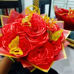 Ramo de 15 rosas eternas