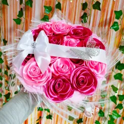 Ramo de 15 rosas eternas