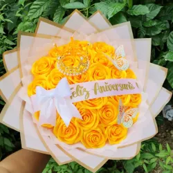 Ramo de 25 rosas eternas