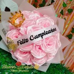 Ramo de 25 rosas eternas