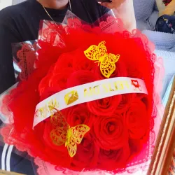 Ramo de 40 rosas eternas