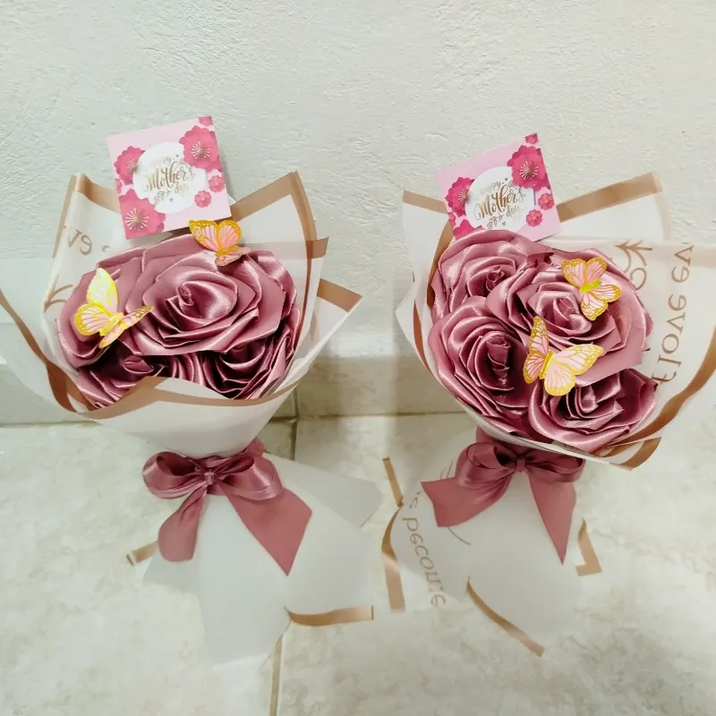 Ramos de 5 rosas eternas