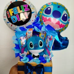 Regalo con peluche de Stitch