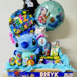 Regalo con Stitch y confituras