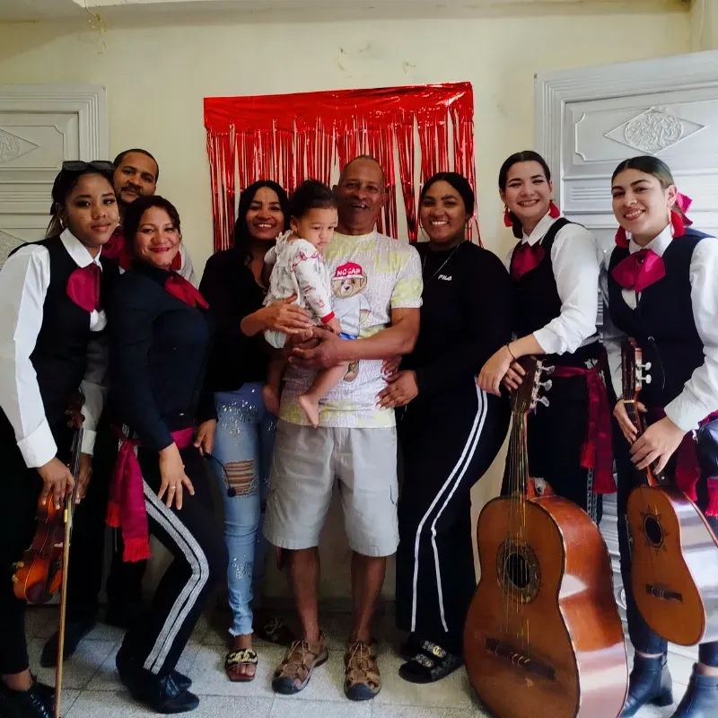 Setenta con todo el mariachi