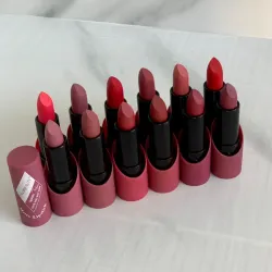 Labial en barra❤️