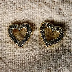 Aretes Dorados de Corazones con circonias 