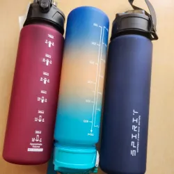 Botella de Agua de 700ml de varios colores