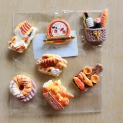 SET DE 7 IMANES FORMA PANES SURTIDOS
