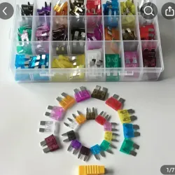 JUEGO DE MINI FUSIBLES DE CUCHILLA