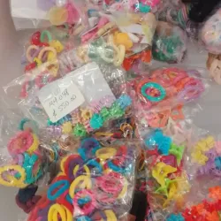 SET de LAZOS ,LIGAS Y OTROS VARIADOS ACCESORIOS CABELLO