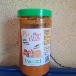 Ajo, Ajíes y Cebolla molidos en Aceite