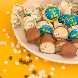 Bombón Bon o Bon Cookies & Cream