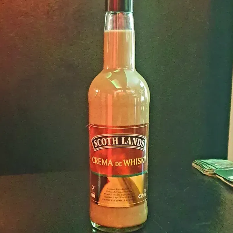 Crema de whisky Scoth Lands
