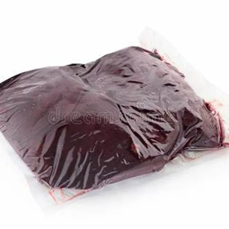 Pieza de Hígado de Cerdo crudo empaquetado al vacío