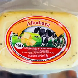 Queso Mozarella con Albahaca 