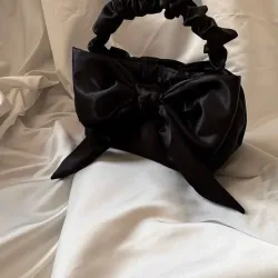 Bolsa fruncida Con lazo 