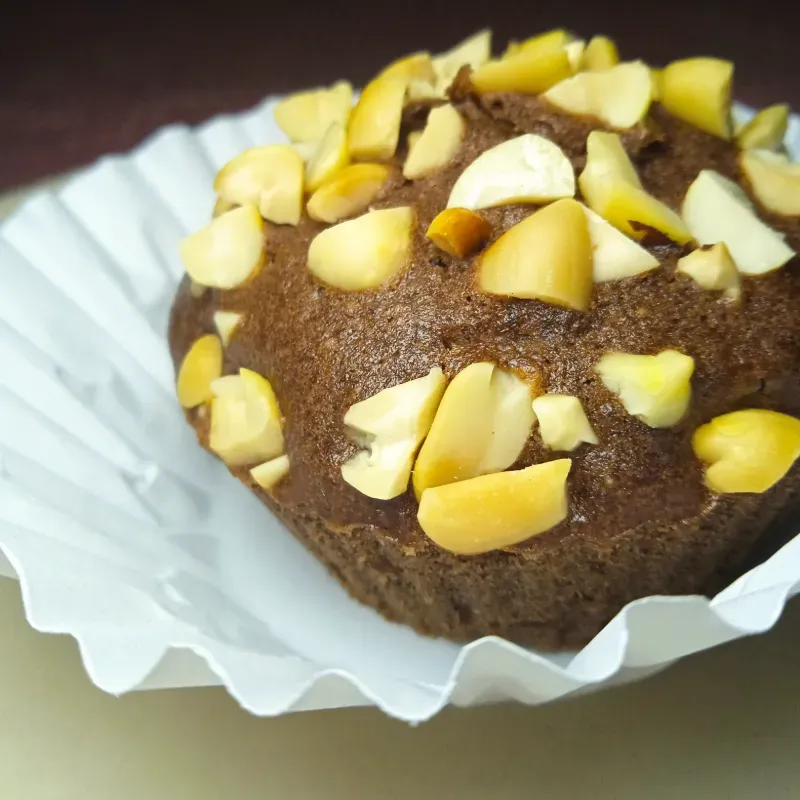 CUPCAKES DE CHOCOLATE CON MANÍ 