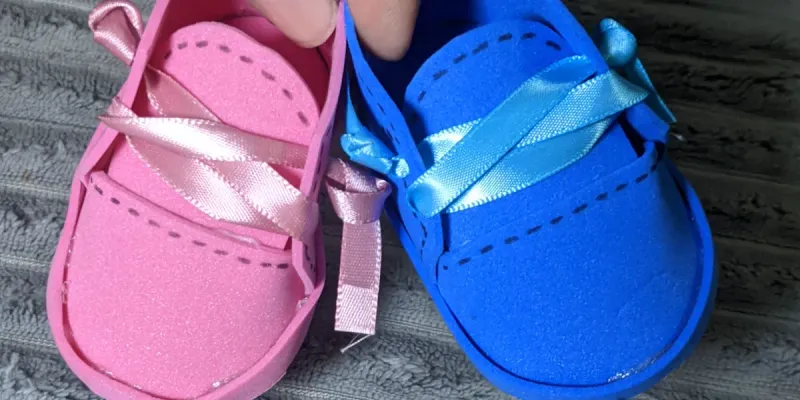  PAREJA DE ZAPATICOS PARA REVELACIÓN DE SEXO