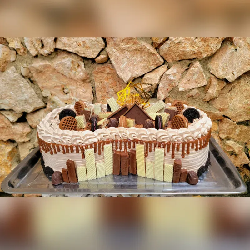 Cake bombón de 2 panetelas...