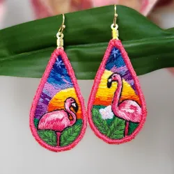 Aretes forma lágrima personalizados