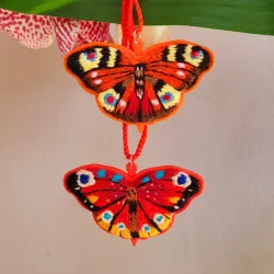 Colgantes estilo mariposa