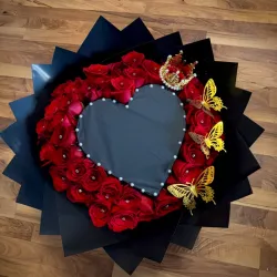 🔥🌹💐Ramo con corazón de fuego 🔥
