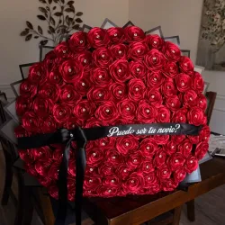 Ramo buchon de Rosas Eternas