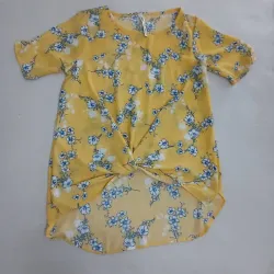 ‼️Blusa amarilla de flores‼️