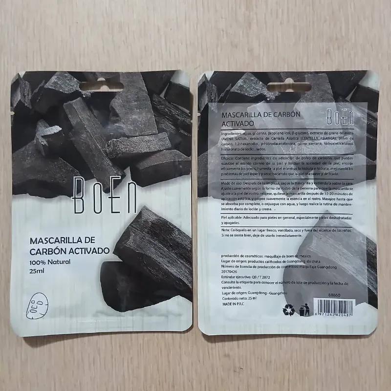 Mascarilla facial de Carbón activado