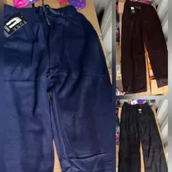 Monos unisex afelpados