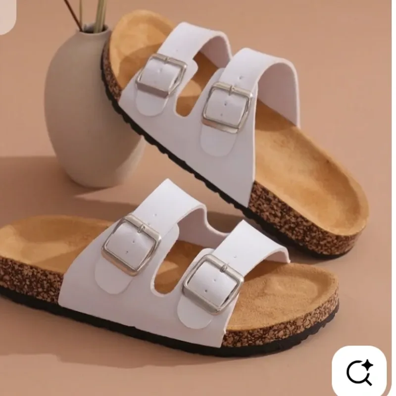 Sandalias prácticas
