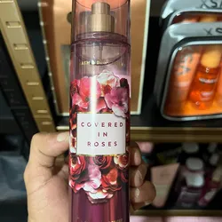 Colonia Covered in Roses