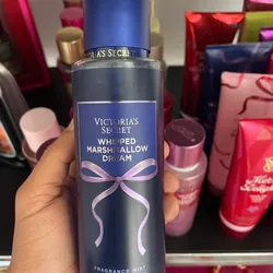 Colonia Wipped Marshmallow Dream